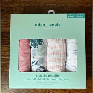 aden + anais Essentials Classic Muslin Swaddles - Set of 4 Swaddles NWT